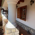 Zador Vendeghaz Апартаменты *